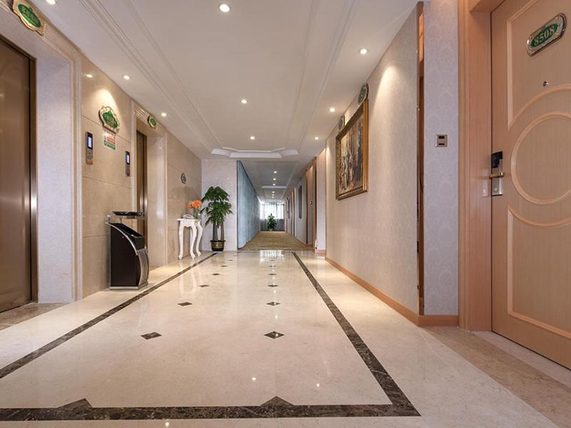 Vienna Hotel Shenzhen Fuyong Village Fenghuangwei 외부 사진